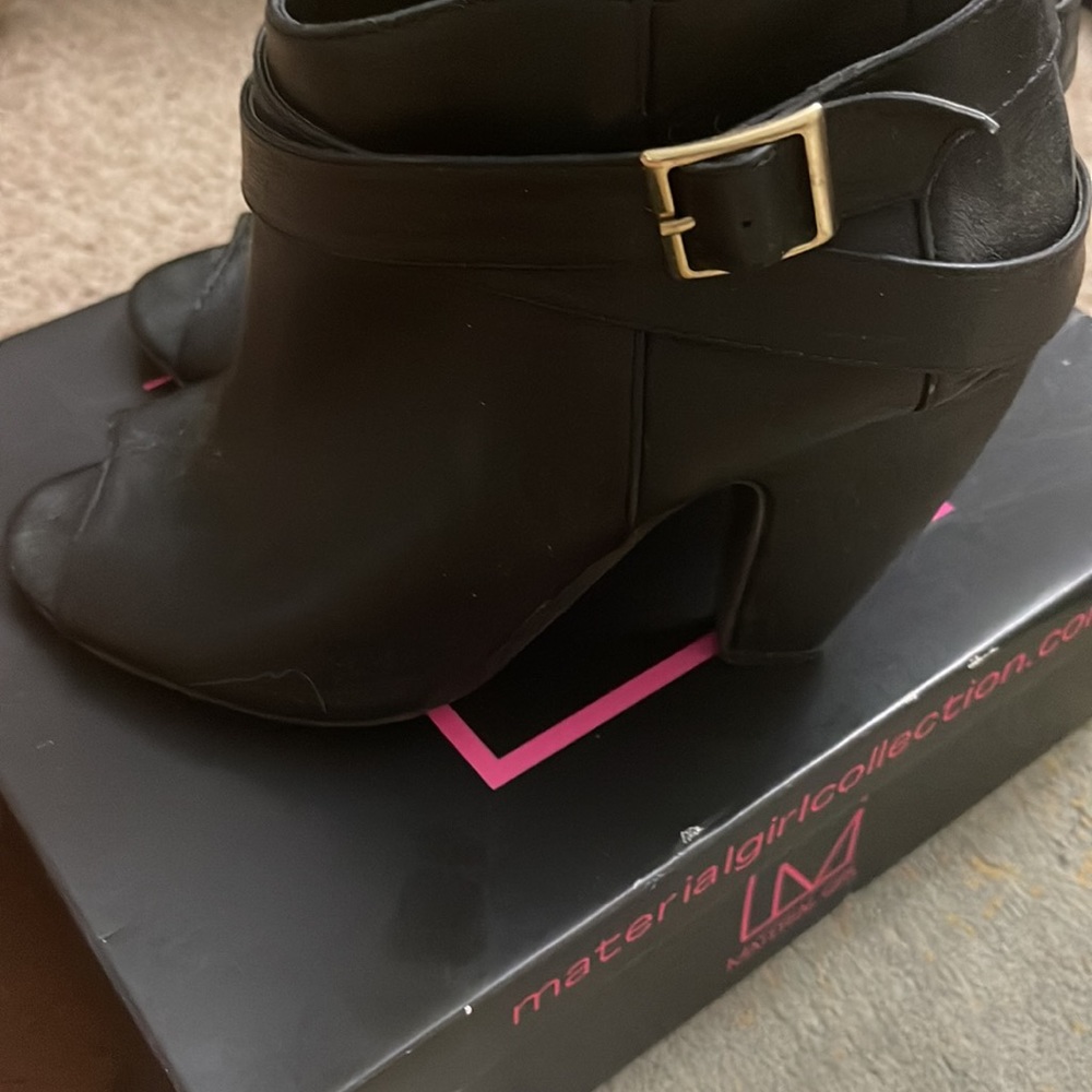 Booties - Picture 3 of 5